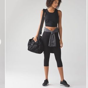 Lululemon free runner crop